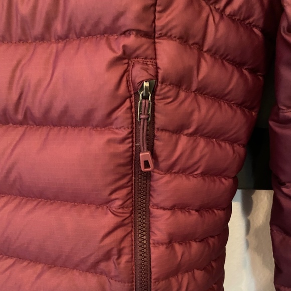 Patagonia Women Puffer Jacket ⛷️ - Picture 13 of 16